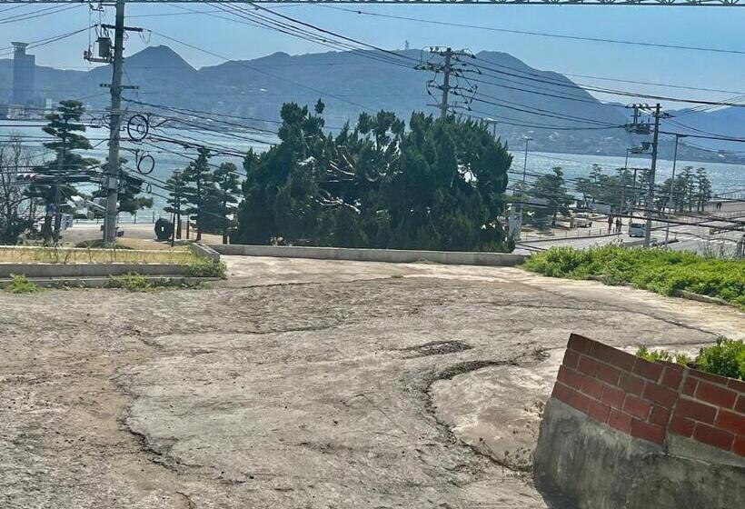 شقة غرفة واحدة مزودة بتراس, 海峡別荘