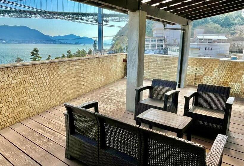 شقة غرفة واحدة مزودة بتراس, 海峡別荘