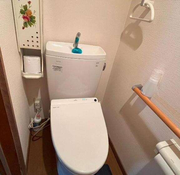 复式房间, 福井駅から徒歩2分の1棟貸切民泊 最低限福井駅前