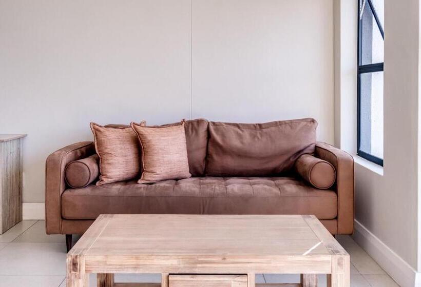 带1个卧室的高级公寓, Canalside Tranquility