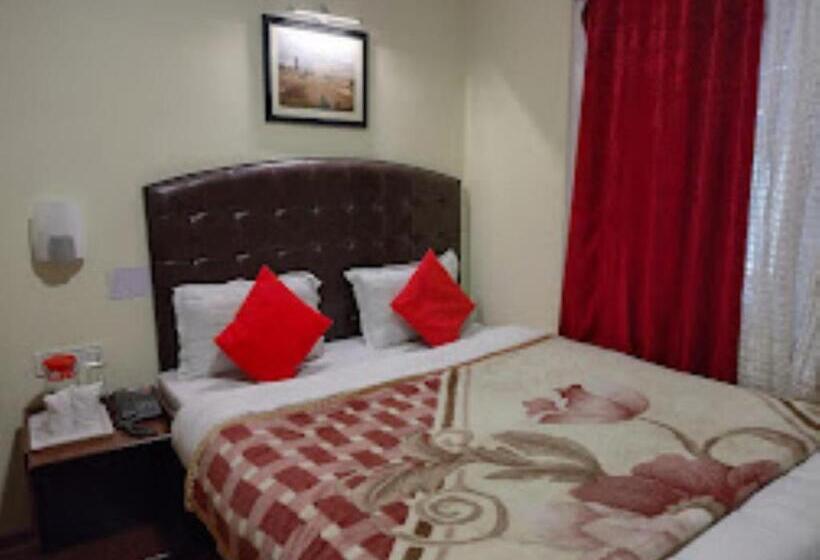 Номер Deluxe, Darjeeling Hotel Sandrup , Darjeeling