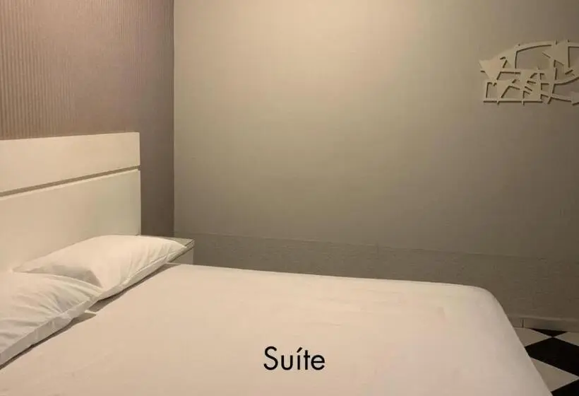 Sviitti, Haraam Motel By Drops