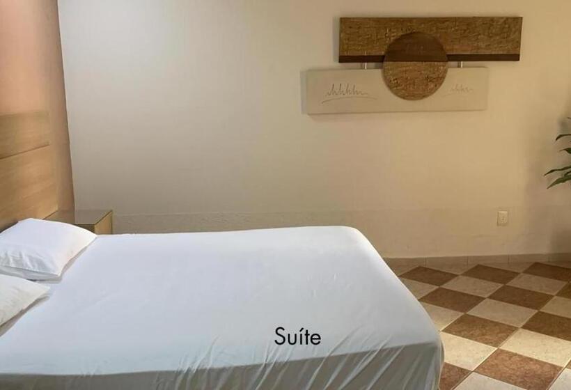 Люкс, Haraam Motel By Drops