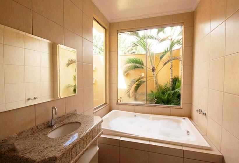 Люкс Повышенной Комфортности, Haraam Motel By Drops