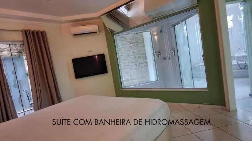 Sviitti Poreallas, Haraam Motel By Drops