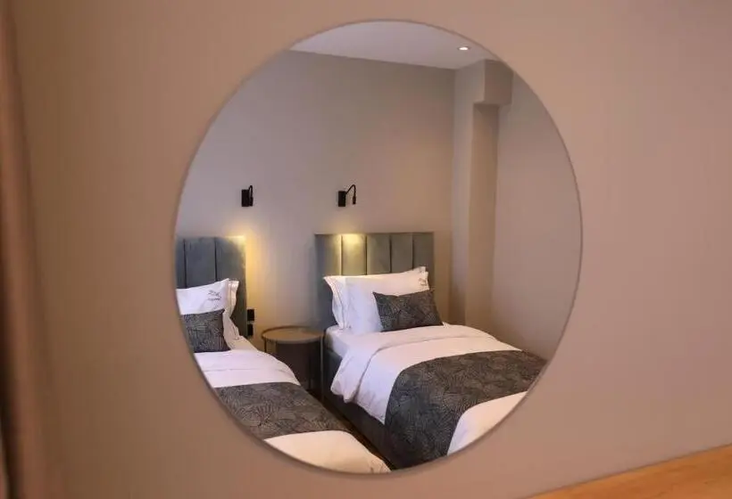 Standard Kolmen Hengen Huone, Dallga Suites