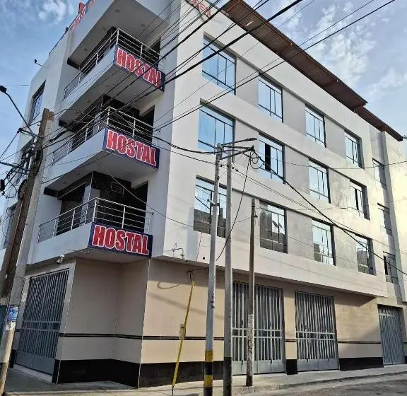 スタンダード４人部屋, Hospedaje Huamani & Mi Casa