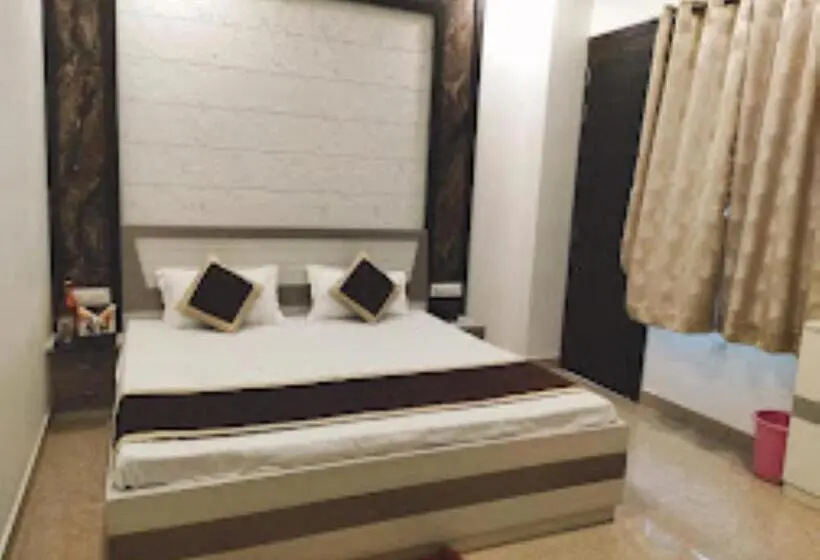 デラックスルーム, The Shree Jee Palace , Mirzapur