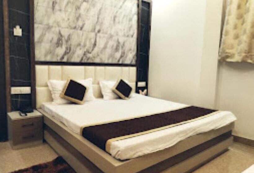 デラックスルーム, The Shree Jee Palace , Mirzapur