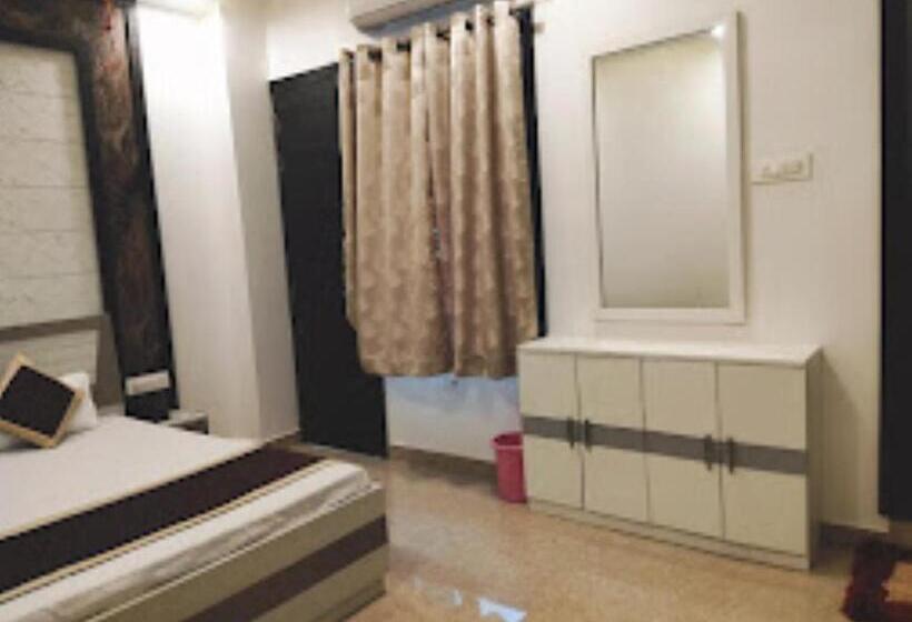 デラックスルーム, The Shree Jee Palace , Mirzapur