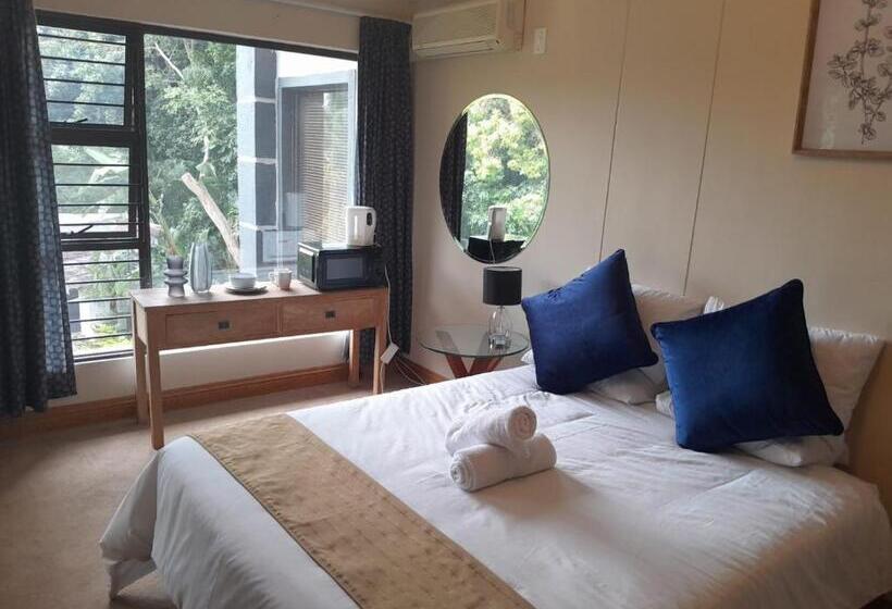 غرفة قياسية حمام مشترك, The Mansion Lodge