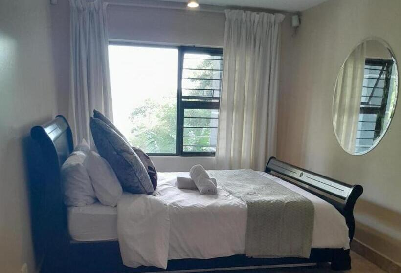 غرفة أساسية, The Mansion Lodge