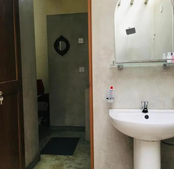 Standard-huone, Transit Cabin