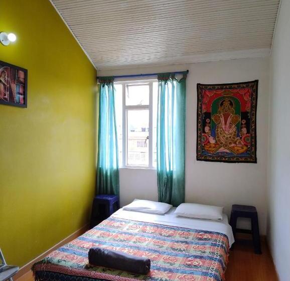 标准间, Zipa Hostel