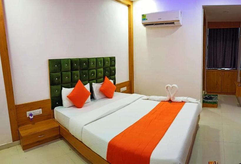 חדר דלוקס, Greeen Leaf