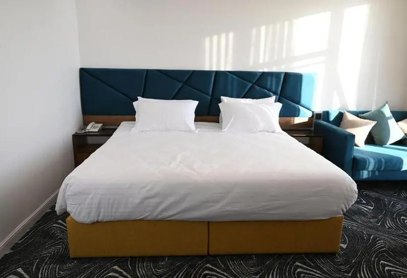 スタンダードスタジオ, Sun Set Hotel فندق سن ست