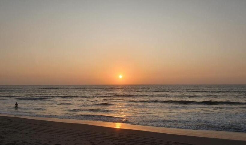 חדר אקונומי, Hospedajesperú