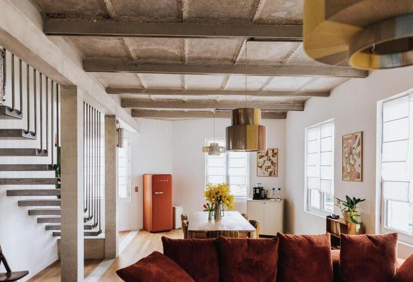 Duplex Suite, Maison Hubert