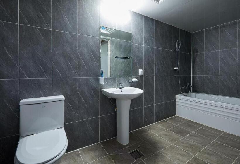 Номер Стандарт, Buantreehotel Blackhouse