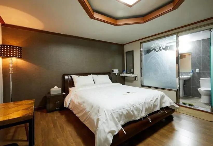 スタンダードルーム, Buantreehotel Blackhouse
