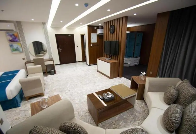 Standard-studio, جولدن بوجاري الضيافه
