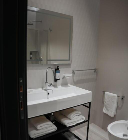 デラックストリプルルーム, Toer Hotel & Spa