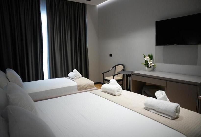 デラックストリプルルーム, Toer Hotel & Spa