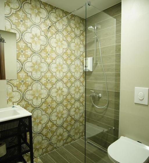 اتاق استاندارد سه نفره, Villa Oskar