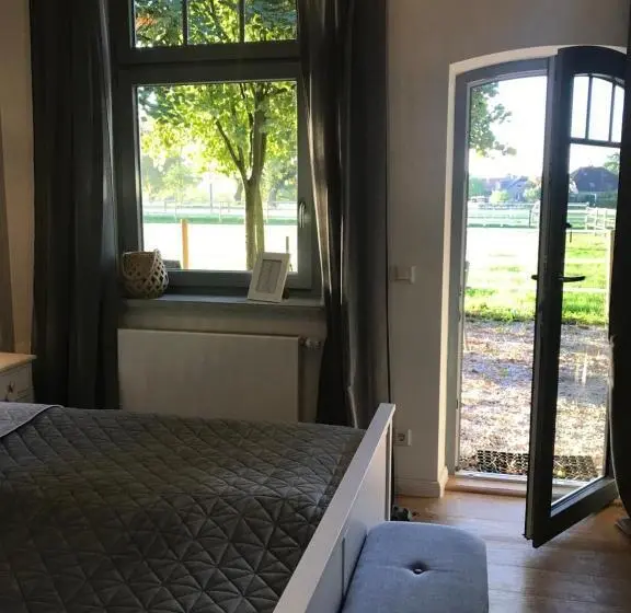 ガーデンビュースタンダードルーム, Ks Kotten Bed And Breakfast