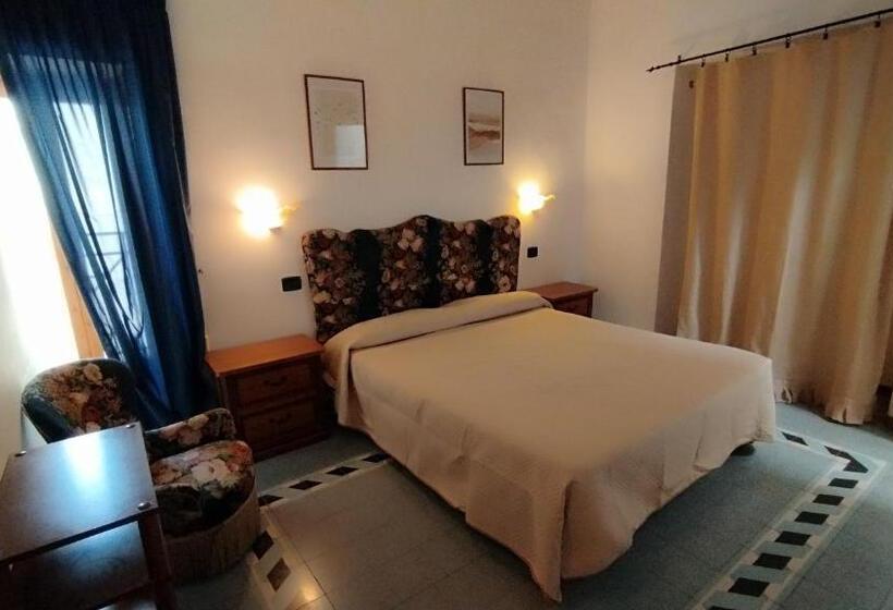 Номер Стандарт, Le Due Sicilie Guest House