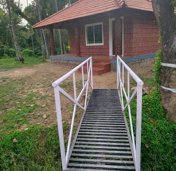 ファミリールーム, Nature Spot Cottages Coorg