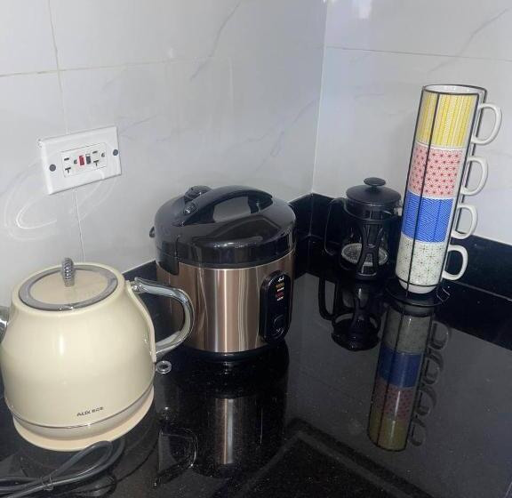 标准间, Relaxation Escapes