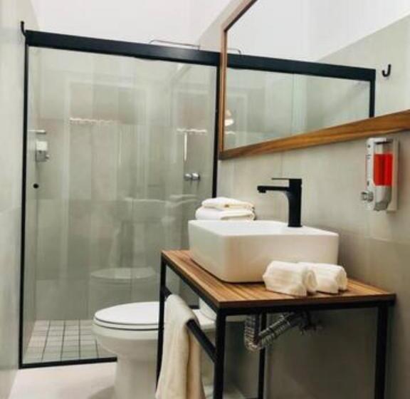 Quarto Estandar com Terraço, Urban Chapalita