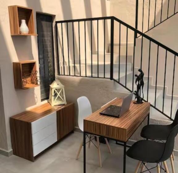 Quarto Estandar com Terraço, Urban Chapalita