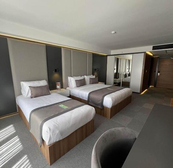 غرفة قياسية, Sera Lake Center