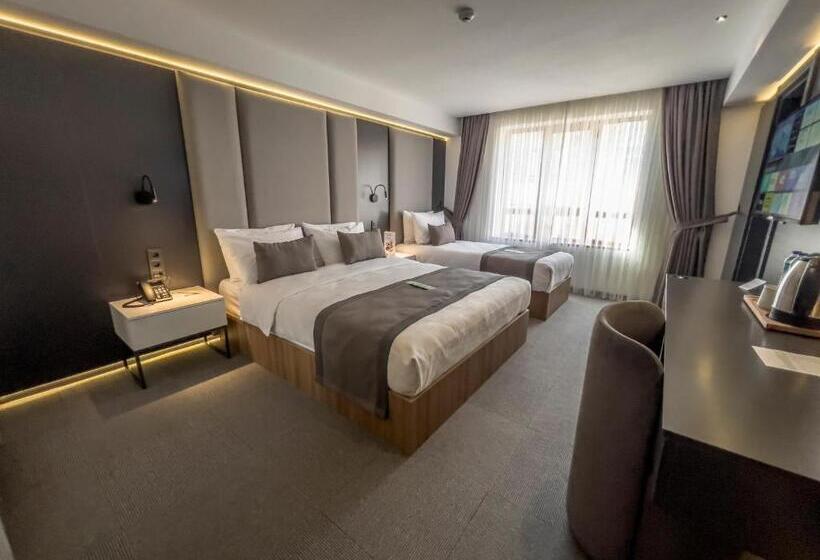 غرفة ديلوكس عائلية, Sera Lake Center