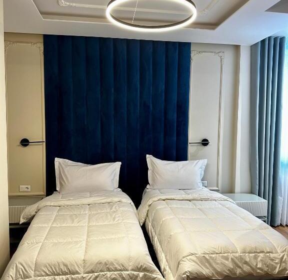 غرفة قياسية مطلة على الجبل, Sky View Hotel & Restaurant