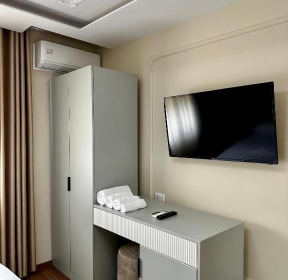 غرفة قياسية سرير كينج, Sky View Hotel & Restaurant