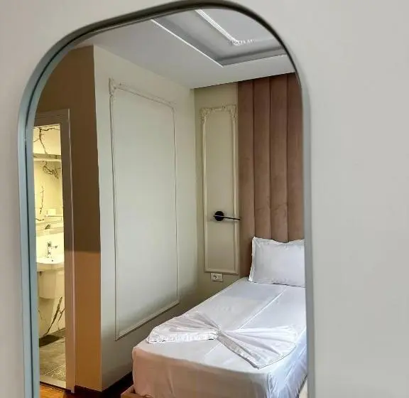コンフォートトリプルルーム, Sky View Hotel & Restaurant