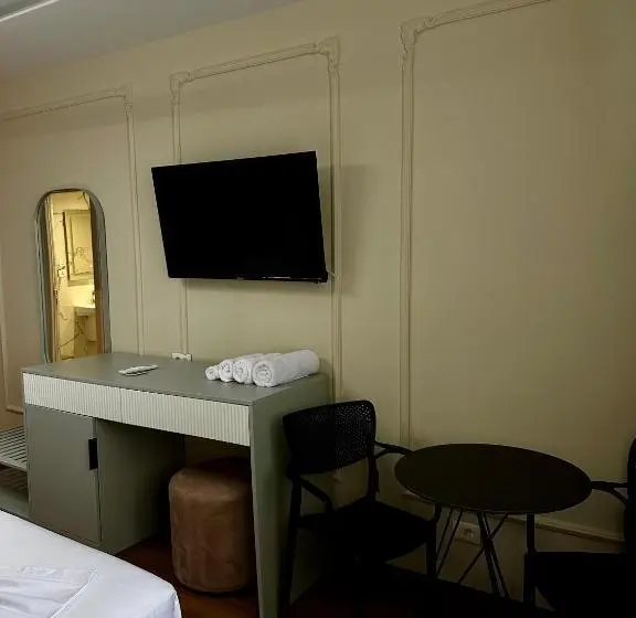コンフォートトリプルルーム, Sky View Hotel & Restaurant