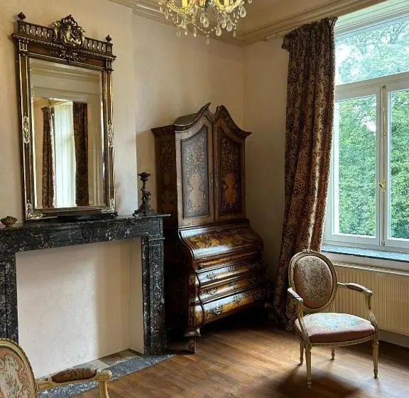 Standard room with outdoor bath, Château De Porcheresse