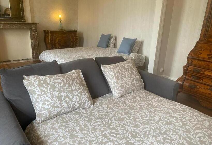 家庭间, Château De Porcheresse