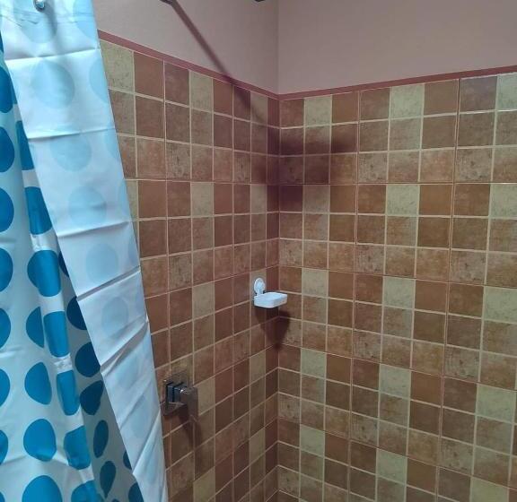 اتاق استاندارد سه نفره, Cabinas Agamy