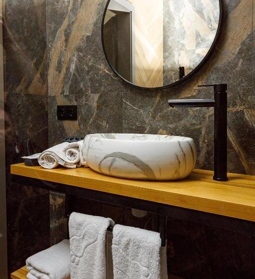 غرفة قياسية, Discovery Garden Apartments