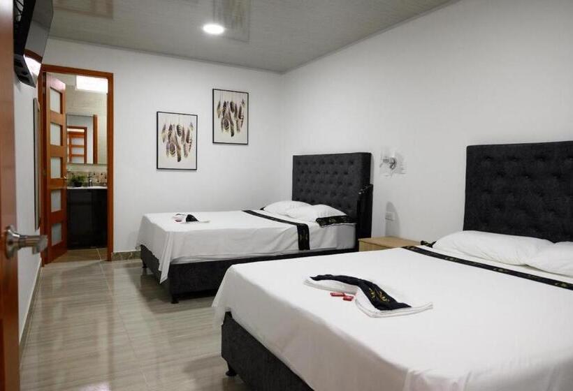 家庭间, Plaza Real Oiba