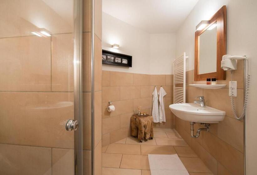 1 Schlafzimmer Apartment Meerblick mit Balkon, Aparthotel Ostseeperle Glowe   Schön Gestrandet