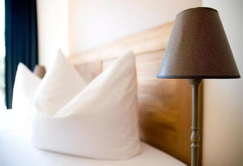 オーシャンビューバルコニー付きワンベッドルームアパートメント, Aparthotel Ostseeperle Glowe   Schön Gestrandet