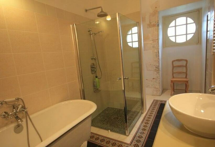 Номер Superior, Abbaye De Reigny   Esprit De France