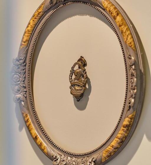 Президентский Люкс, Au Petit Manoir