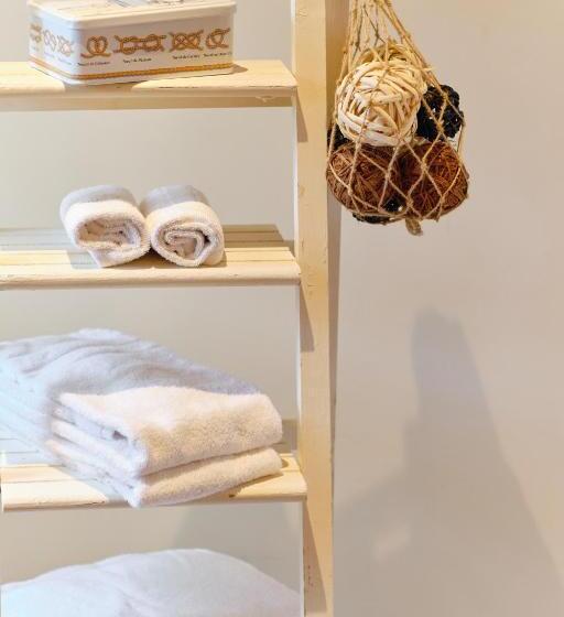 Номер Стандарт Трехместный, Au Petit Manoir